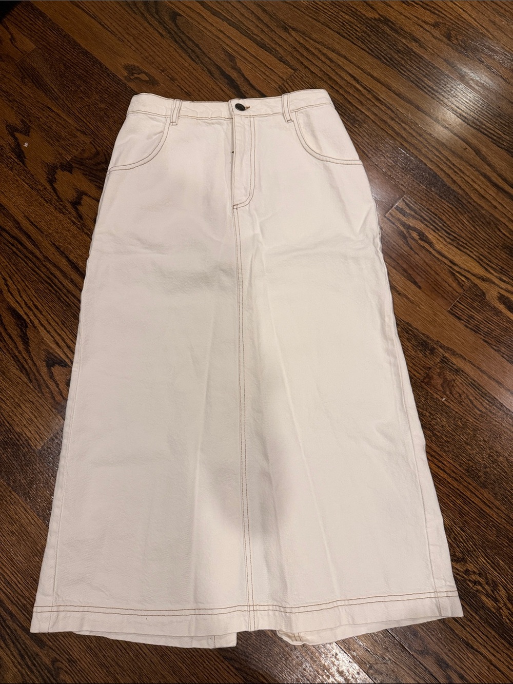 American vintage cream denim skirt